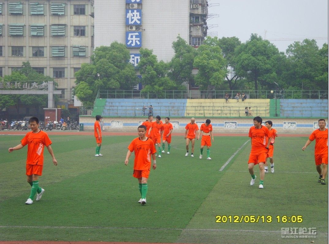 G~6N`Q2GGX{2Q2%Y@(40DLT.jpg