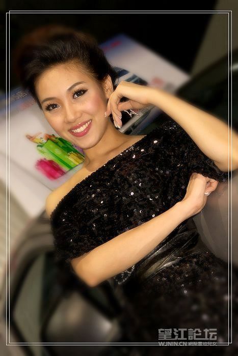 2010秋车展车模- (9).jpg